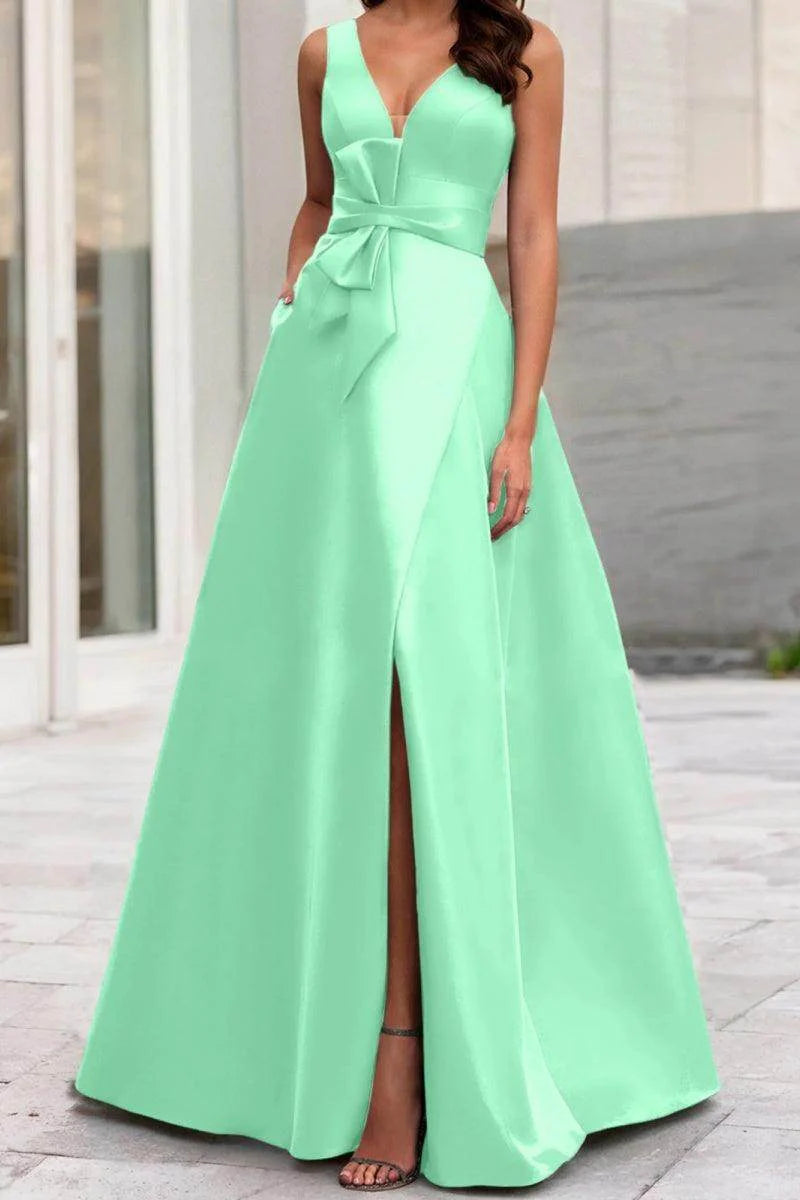 A Line V Neck Sleeveless Mother Of The Bride Dresses CM0341