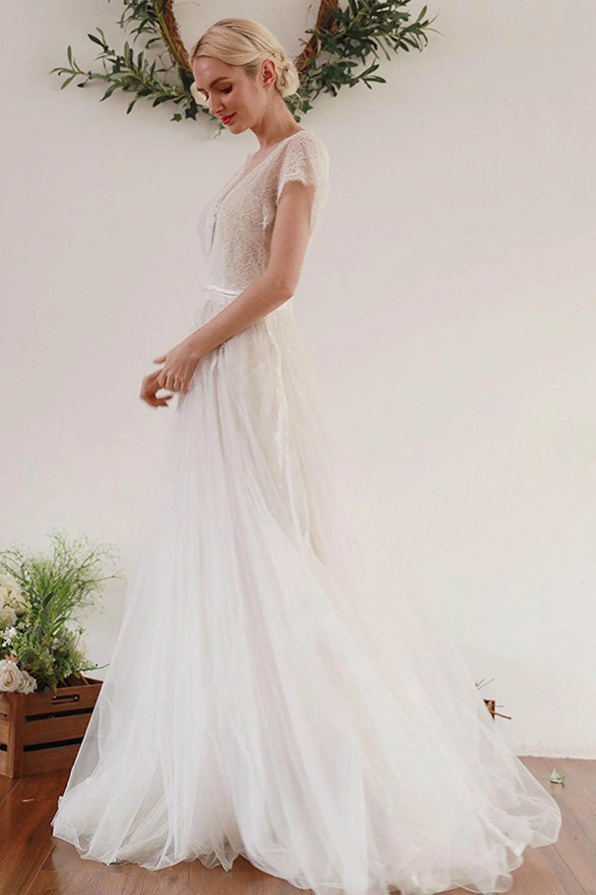 A-Line Sweep-Brush Train Lace Tulle Wedding Dress CW3045