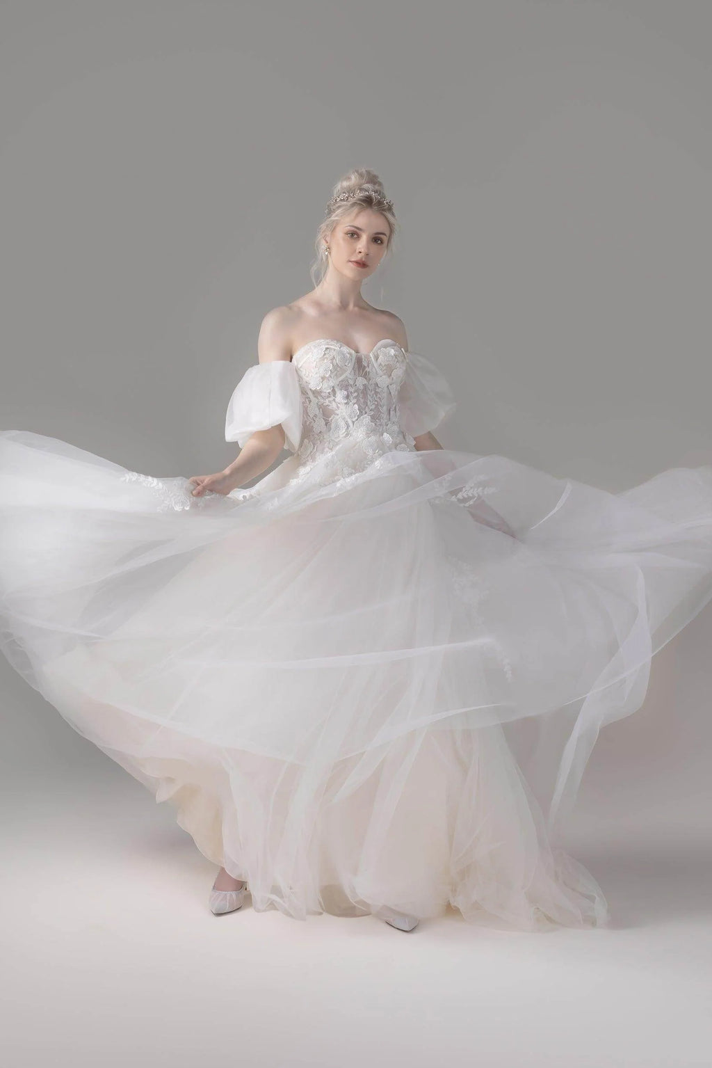 A-Line Court Train Lace Tulle Wedding Dress CW2794