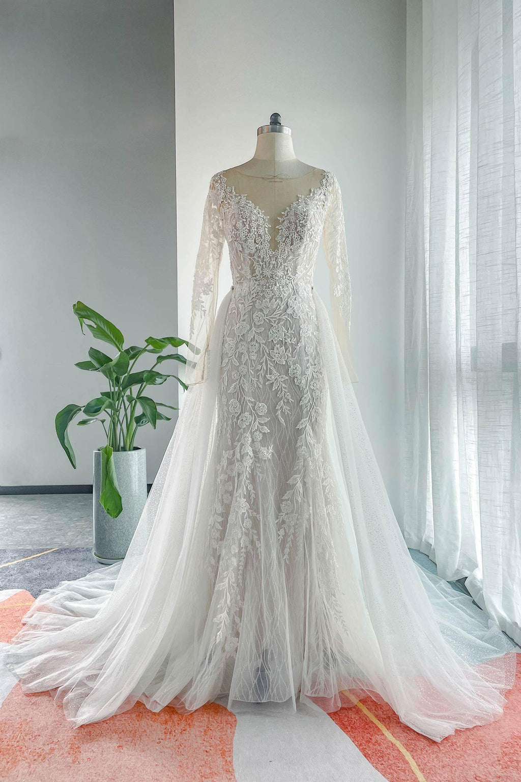 Trumpet-Mermaid Chapel Train Lace Tulle Wedding Dress CW3152
