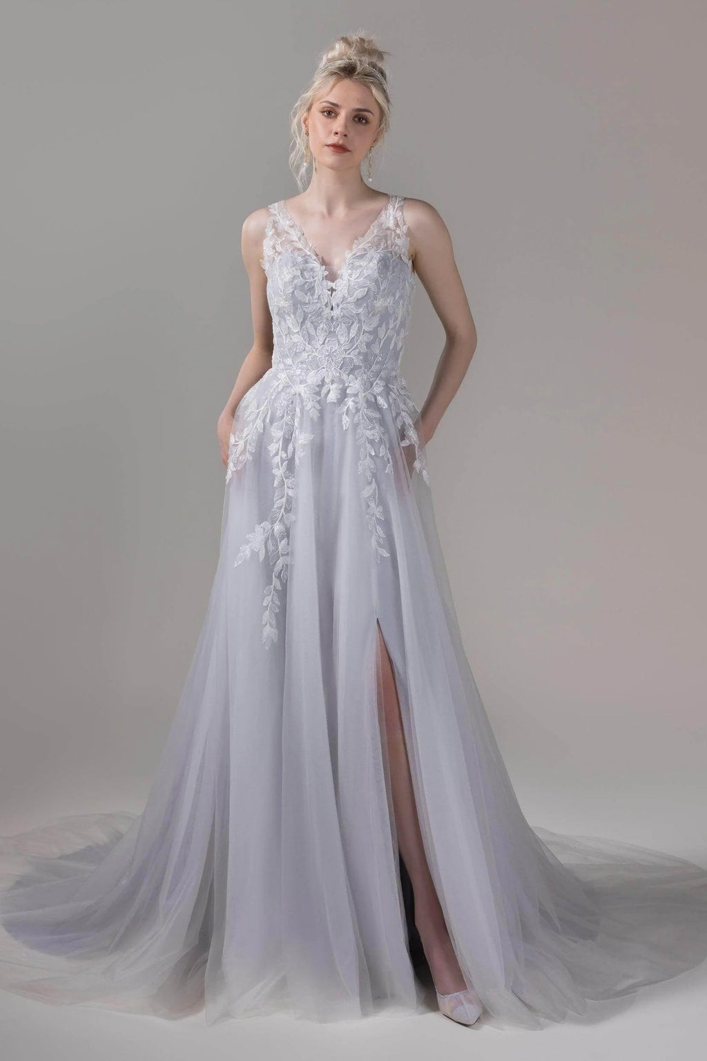 A-Line Chapel Train Lace Tulle Wedding Dress CW2810