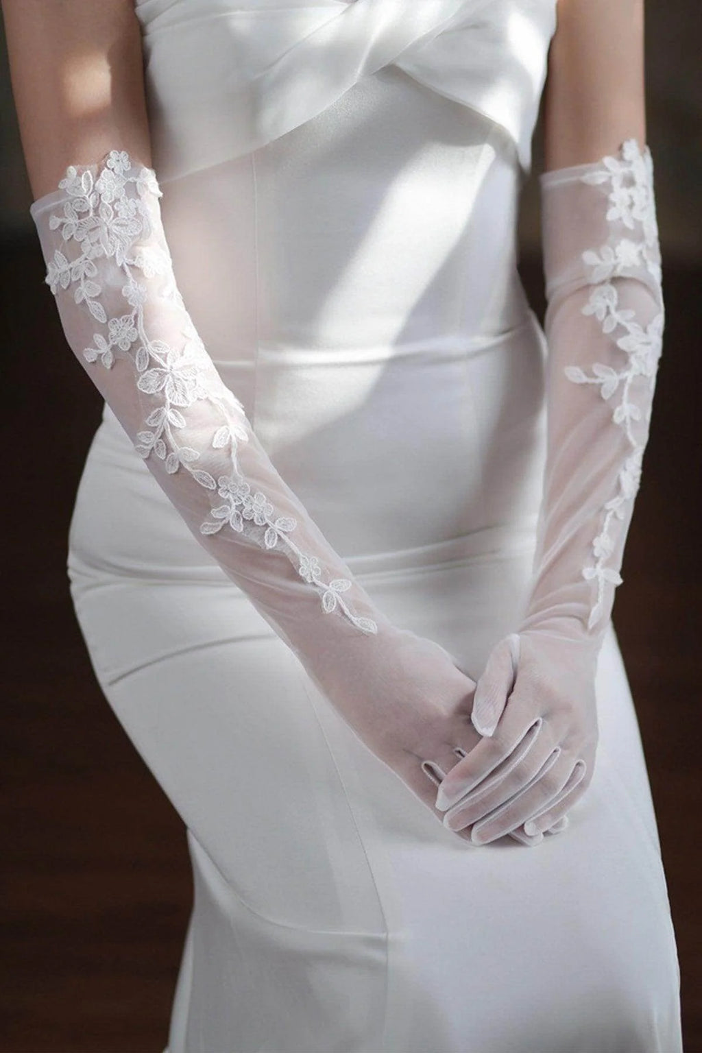 Fingertips Opera Length Tulle Wedding Gloves CD0106
