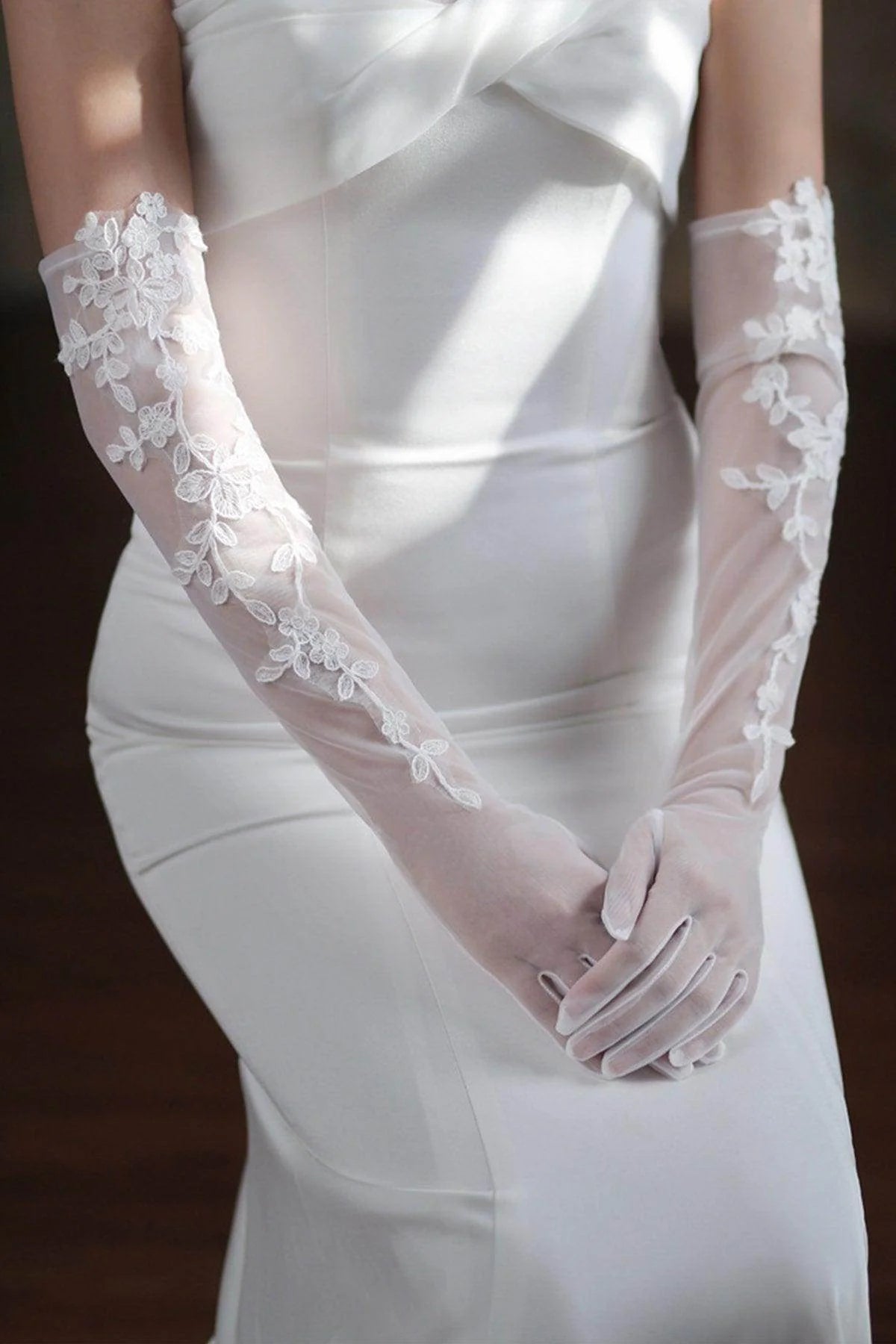 Fingertips Opera Length Tulle Wedding Gloves CD0106
