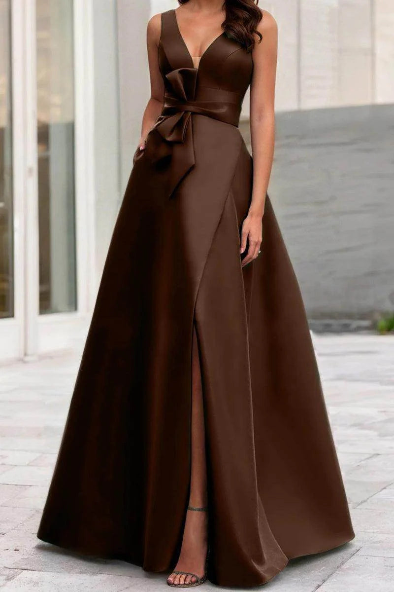 A Line V Neck Sleeveless Mother Of The Bride Dresses CM0341