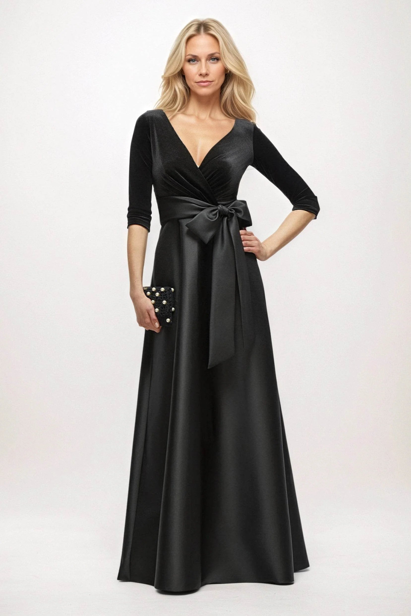 A-Line Maxi Velvet Satin Mother of the Bride Dresses CM0409