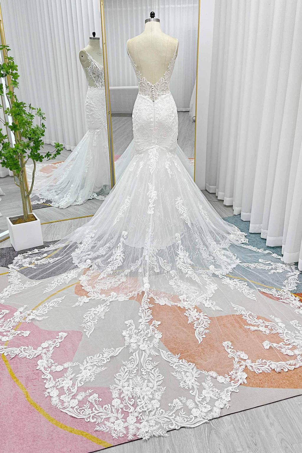 Trumpet-Mermaid Cathedral Train Lace Tulle Wedding Dress CW3256