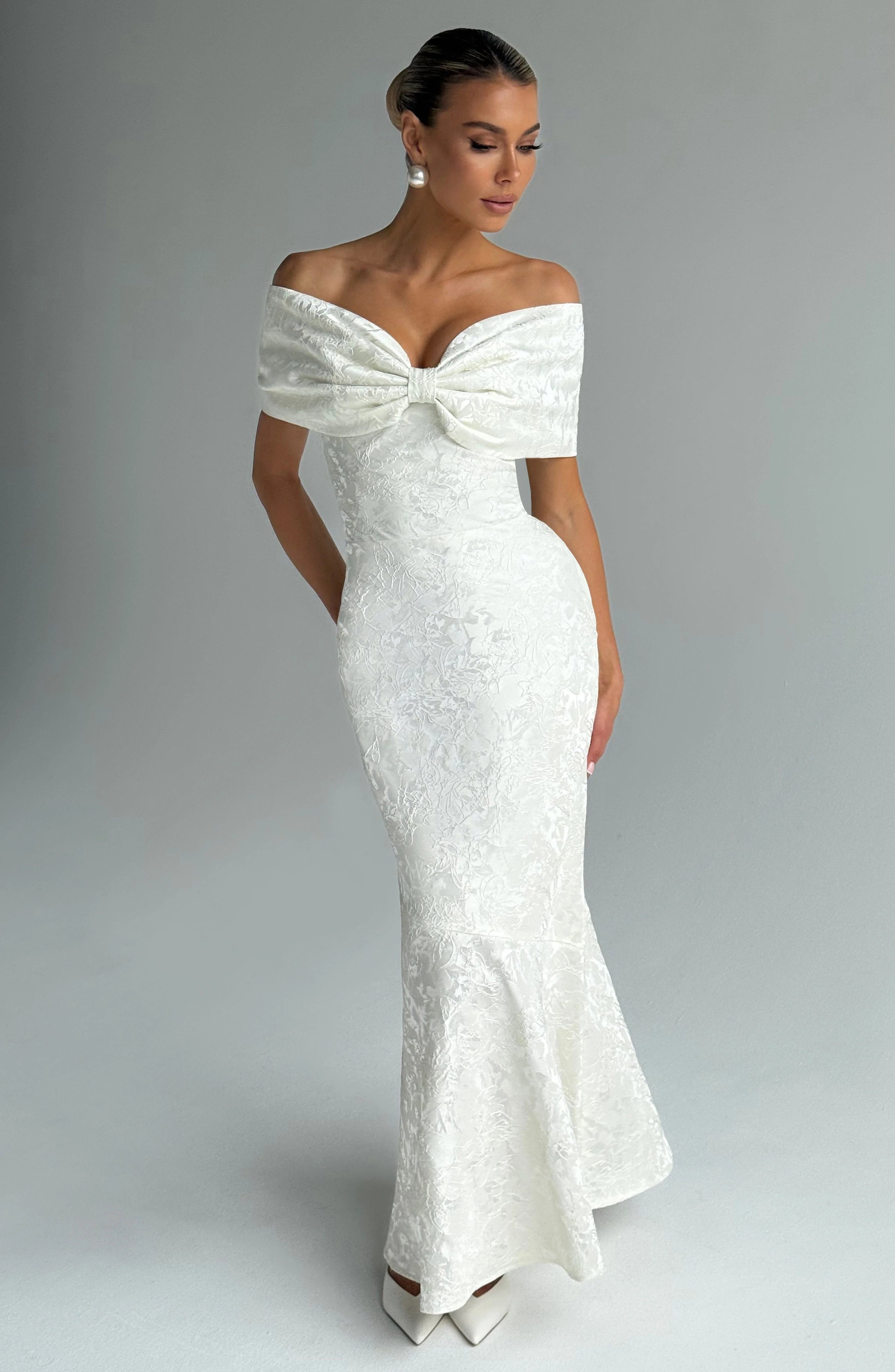 Emberly Maxi Dress - Ivory