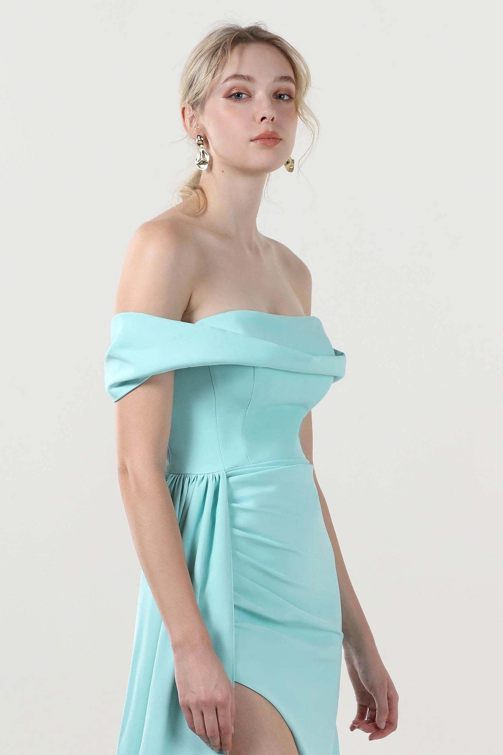 Sheath-Column Sweep-Brush Train Stretch Crepe Formal Dress CS0592