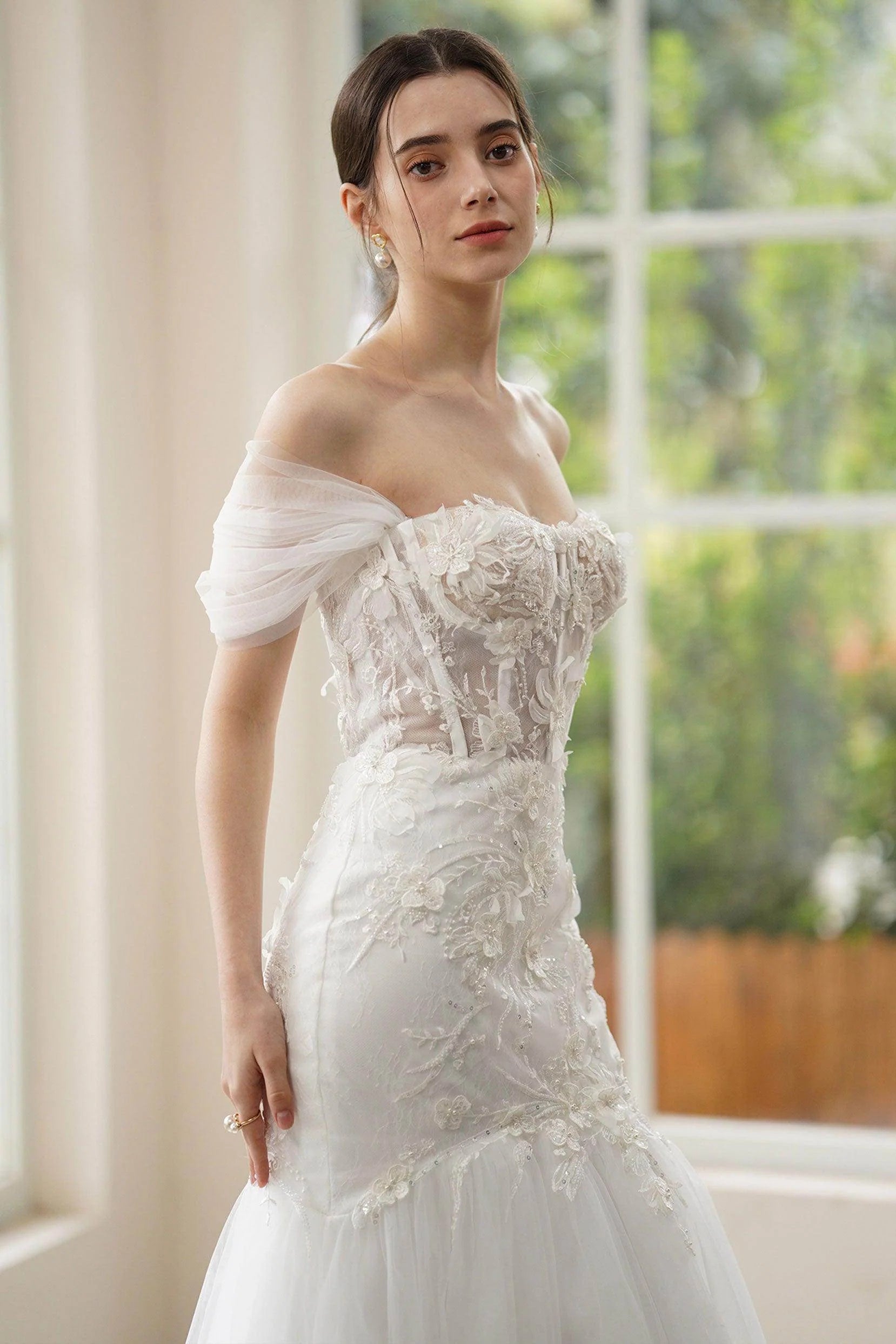 Trumpet-Mermaid Sweep-Brush Train Lace Tulle Wedding Dress CW3312