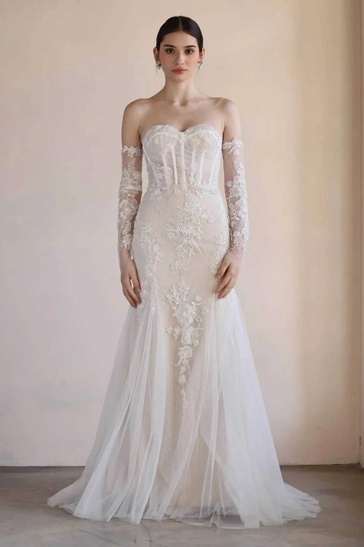 Trumpet-Mermaid Court Train Lace Tulle Wedding Dress CW3544